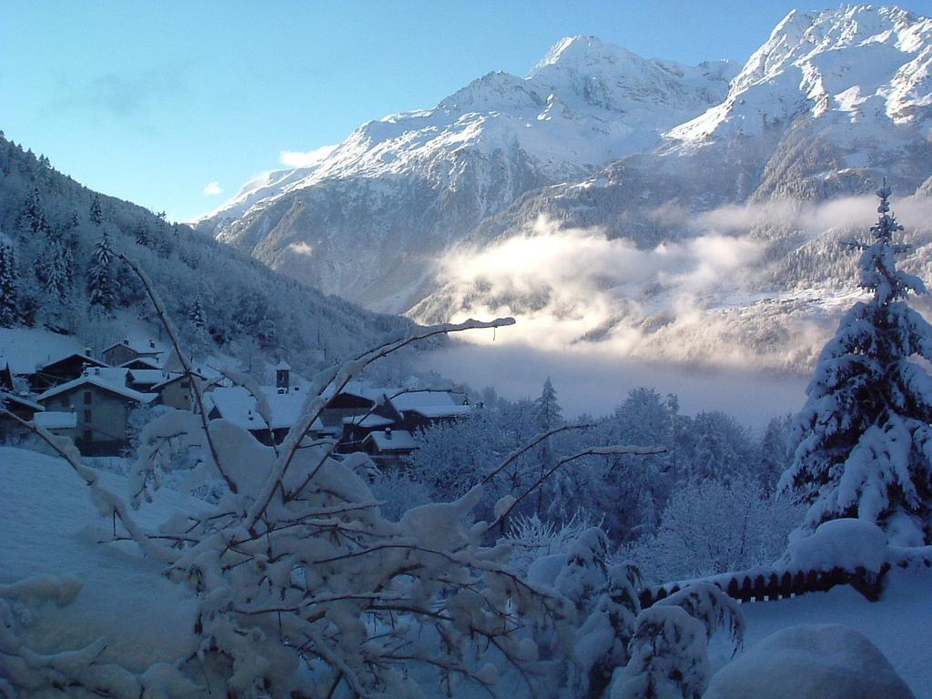Chalet Bois D'Antan Bed & Breakfast Sainte-Foy-Tarentaise Luaran gambar