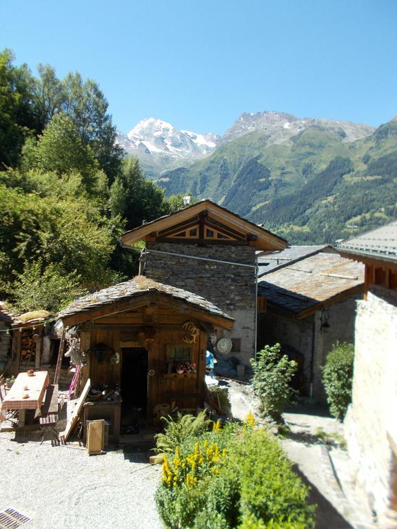 Chalet Bois D'Antan Bed & Breakfast Sainte-Foy-Tarentaise Luaran gambar